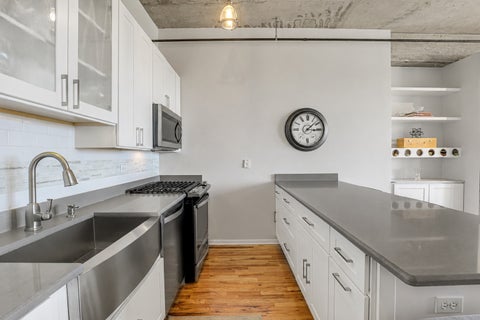 Tiny photo for 6 S Laflin Street #801, Chicago, IL 60607 (MLS # 12715742)