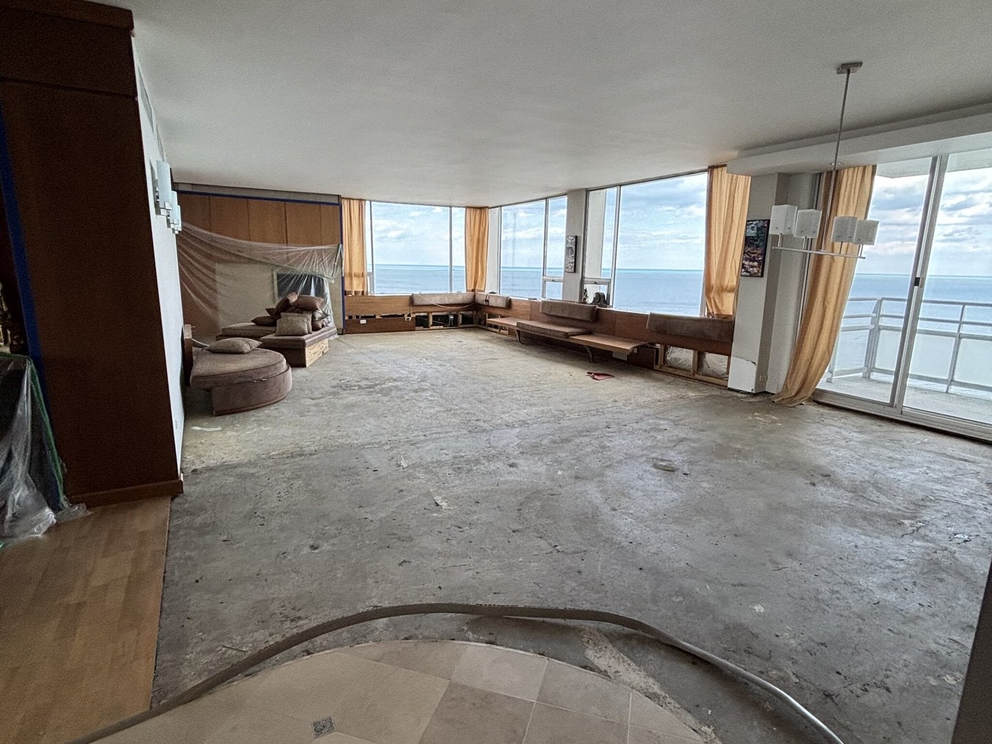 1300 N LAKE SHORE Drive 30D