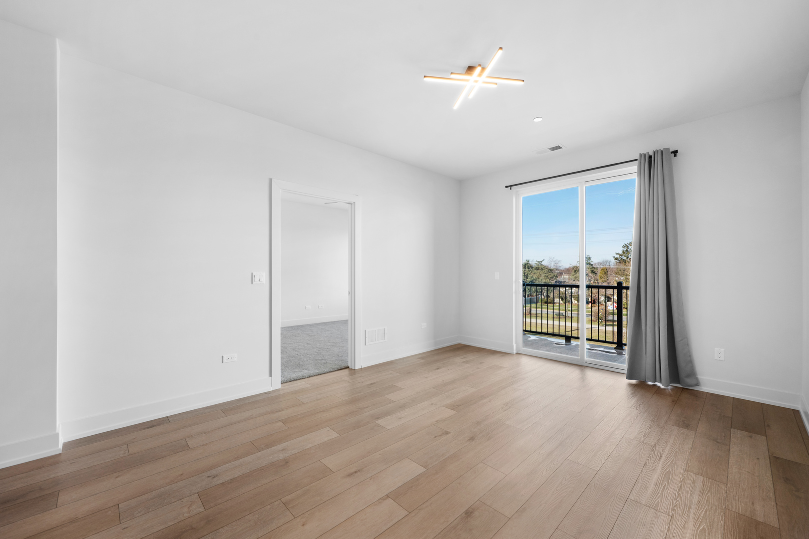 27 W Park Boulevard 303