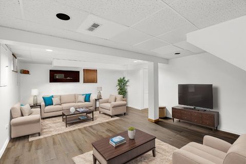 Tiny photo for 14534 Woodlawn Avenue, Dolton, IL 60419 (MLS # 12500918)