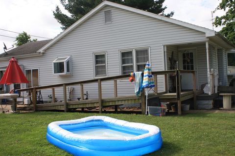 Tiny photo for 1 Elm Drive, Bethany, IL 61914 (MLS # 12490611)