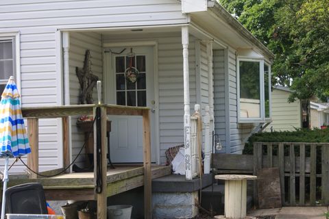 Photo of 1 Elm Drive, Bethany, IL 61914 (MLS # 12490611)