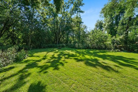 Tiny photo for 1041 Cedar Lane, Northbrook, IL 60062 (MLS # 12558568)