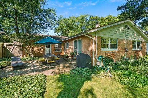 Tiny photo for 1041 Cedar Lane, Northbrook, IL 60062 (MLS # 12558568)
