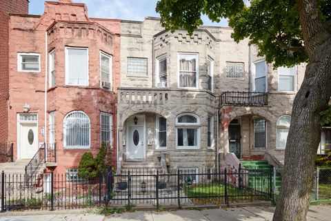 618 E 50th Place Chicago IL 60615