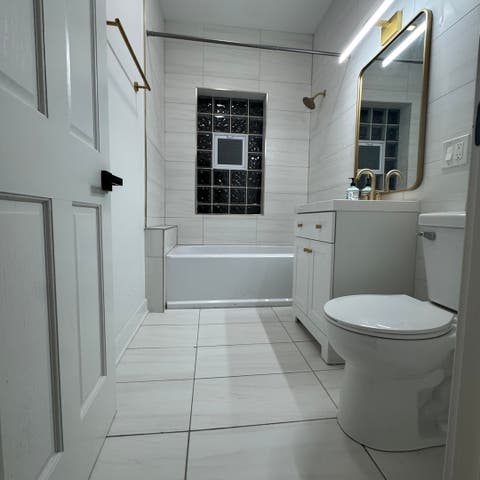 Tiny photo for 7804 S Paxton Avenue, Chicago, IL 60649 (MLS # 12585565)
