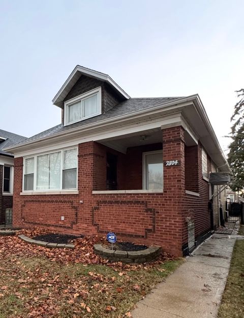 Photo of 7804 S Paxton Avenue, Chicago, IL 60649 (MLS # 12585565)