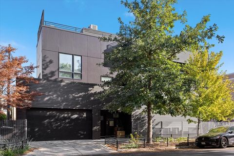 2002 W Ohio Street Chicago IL 60612