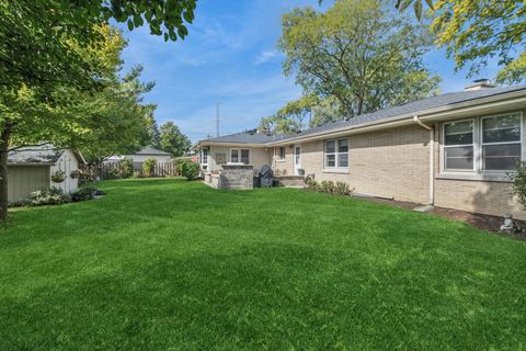 Tiny photo for 1604 Taylor Street, Joliet, IL 60435 (MLS # 12483052)