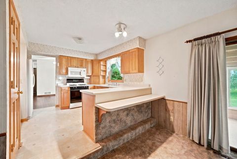 Tiny photo for 1621 Sleepy Hollow Lane, DeKalb, IL 60115 (MLS # 12674322)