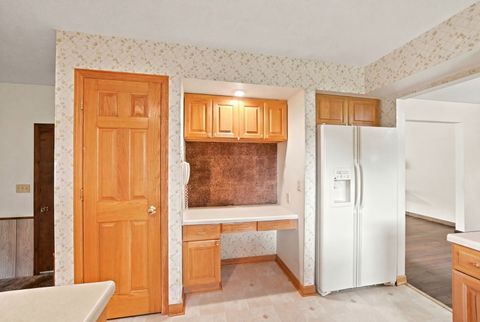 Tiny photo for 1621 Sleepy Hollow Lane, DeKalb, IL 60115 (MLS # 12674322)