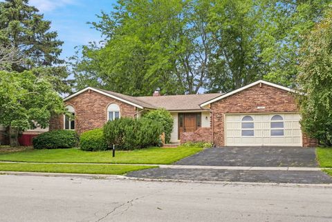 Photo of 1621 Sleepy Hollow Lane, DeKalb, IL 60115 (MLS # 12674322)