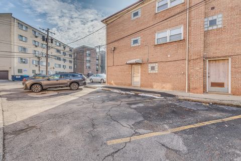 Tiny photo for 5501 W Edmunds Street #1C, Chicago, IL 60630 (MLS # 12598028)