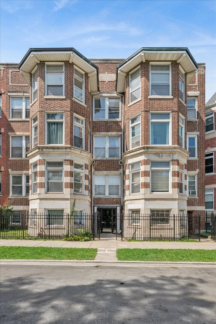 4530 S King Drive