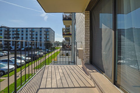 Tiny photo for 9078 Heathwood Drive #2B, Niles, IL 60714 (MLS # 12740216)