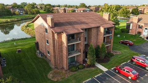 Photo of 9900 TREETOP Drive #2E, Orland Park, IL 60462 (MLS # 12750274)