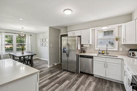 Tiny photo for 16740 Forest Avenue, Oak Forest, IL 60452 (MLS # 12499510)