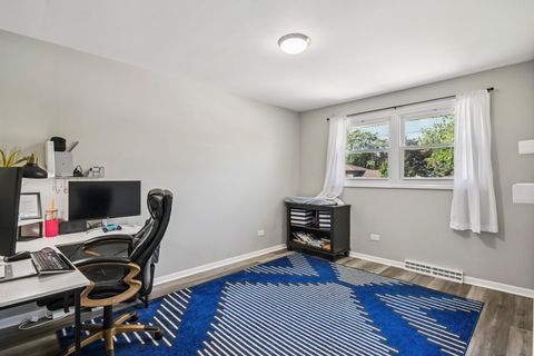 Tiny photo for 16740 Forest Avenue, Oak Forest, IL 60452 (MLS # 12499510)