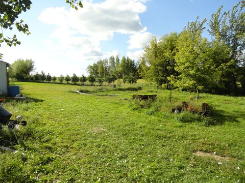 Tiny photo for 18250 Malvern Road, Morrison, IL 61270 (MLS # 12467310)