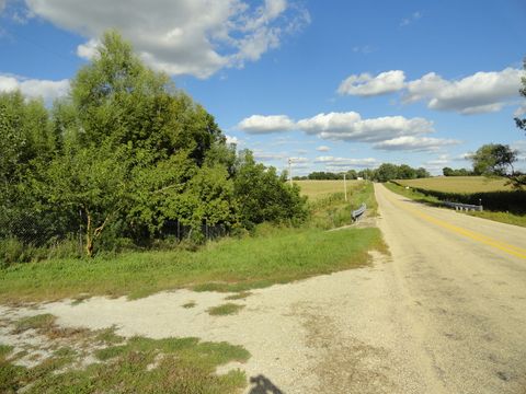 Tiny photo for 18250 Malvern Road, Morrison, IL 61270 (MLS # 12467310)