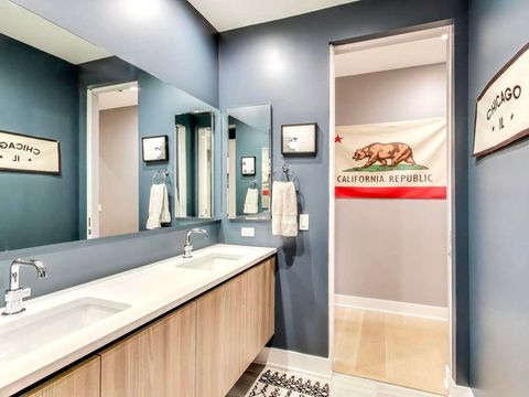 Tiny photo for 6 N Carpenter Street #5B, Chicago, IL 60607 (MLS # 12479577)