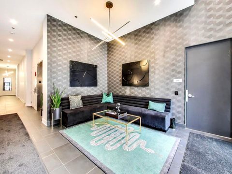 Tiny photo for 6 N Carpenter Street #5B, Chicago, IL 60607 (MLS # 12479577)