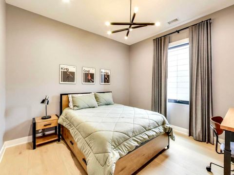 Tiny photo for 6 N Carpenter Street #5B, Chicago, IL 60607 (MLS # 12479577)