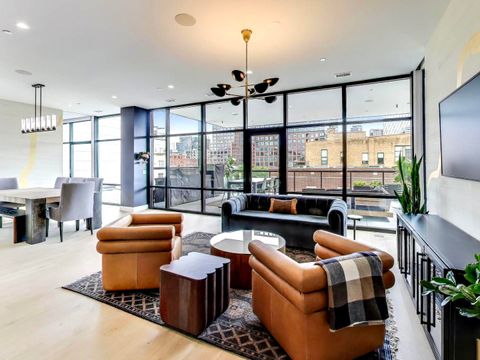 Tiny photo for 6 N Carpenter Street #5B, Chicago, IL 60607 (MLS # 12479577)