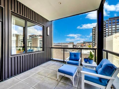 Tiny photo for 6 N Carpenter Street #5B, Chicago, IL 60607 (MLS # 12479577)