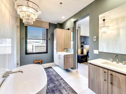 Tiny photo for 6 N Carpenter Street #5B, Chicago, IL 60607 (MLS # 12479577)