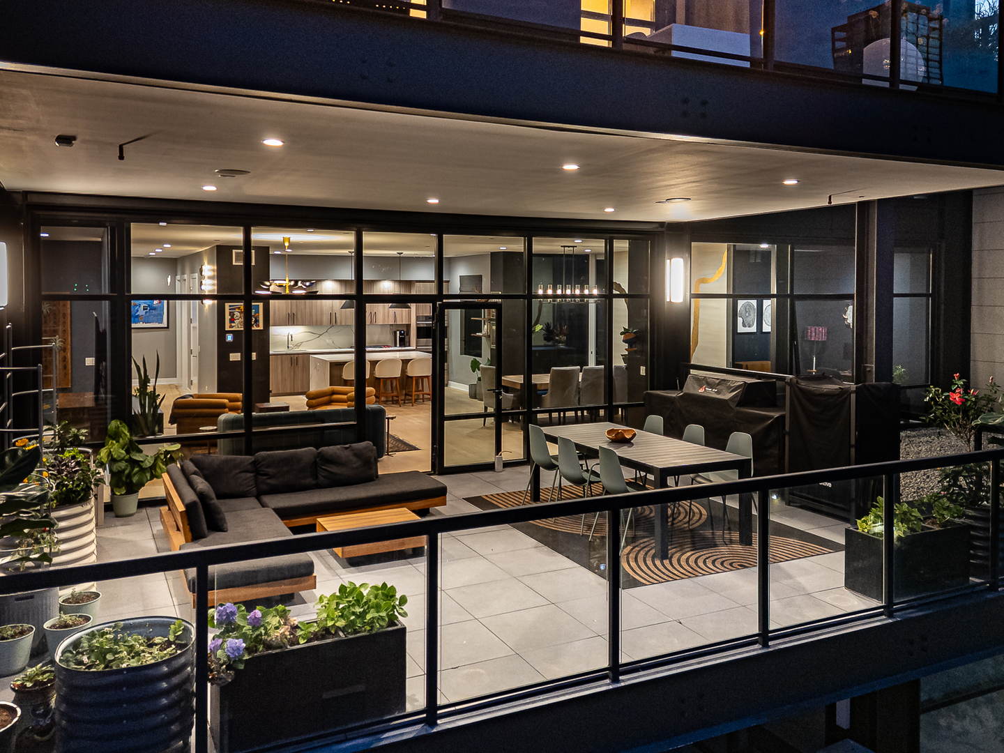 6 N Carpenter Street 5B