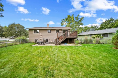 Tiny photo for 764 Lancaster Court, Crystal Lake, IL 60014 (MLS # 12478024)