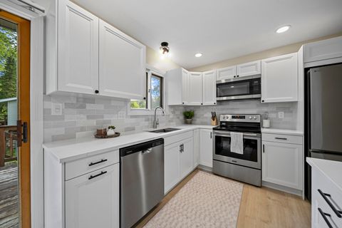 Tiny photo for 764 Lancaster Court, Crystal Lake, IL 60014 (MLS # 12478024)