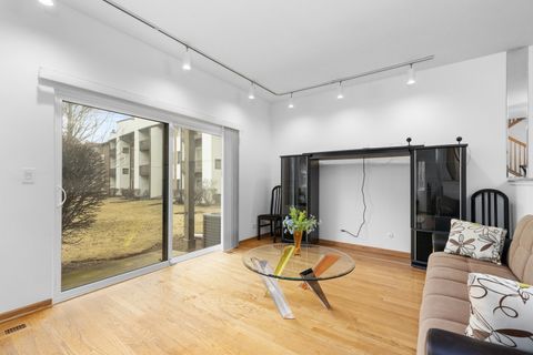 Tiny photo for 1012 Sussex Drive, Northbrook, IL 60062 (MLS # 12437963)