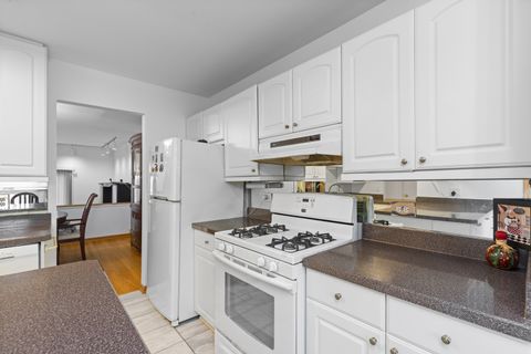 Tiny photo for 1012 Sussex Drive, Northbrook, IL 60062 (MLS # 12437963)