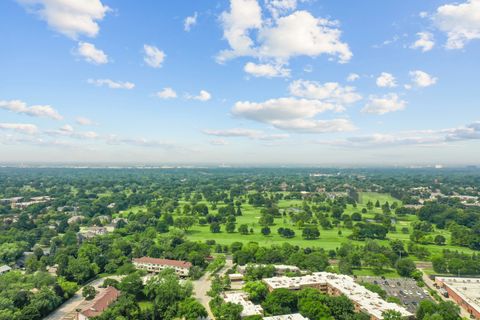 Tiny photo for 1012 Sussex Drive, Northbrook, IL 60062 (MLS # 12437963)