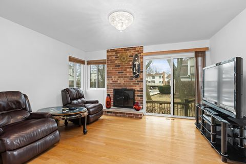Tiny photo for 1012 Sussex Drive, Northbrook, IL 60062 (MLS # 12437963)
