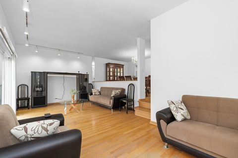 Tiny photo for 1012 Sussex Drive, Northbrook, IL 60062 (MLS # 12437963)