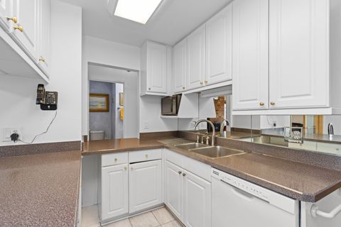 Tiny photo for 1012 Sussex Drive, Northbrook, IL 60062 (MLS # 12437963)