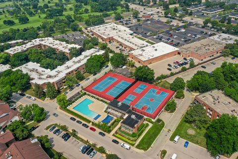 Tiny photo for 1012 Sussex Drive, Northbrook, IL 60062 (MLS # 12437963)