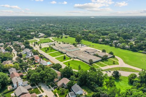 Tiny photo for 1012 Sussex Drive, Northbrook, IL 60062 (MLS # 12437963)