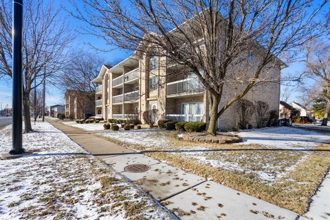Tiny photo for 5242 W 79th Street #3D, Burbank, IL 60459 (MLS # 12547906)