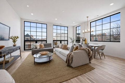 Tiny photo for 2129 N Damen Avenue #2S, Chicago, IL 60647 (MLS # 12569437)