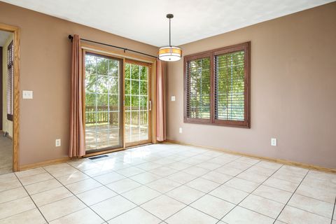 Tiny photo for 12592 Tweed Drive, Loves Park, IL 61111 (MLS # 12450511)