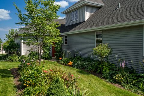 Tiny photo for 12592 Tweed Drive, Loves Park, IL 61111 (MLS # 12450511)