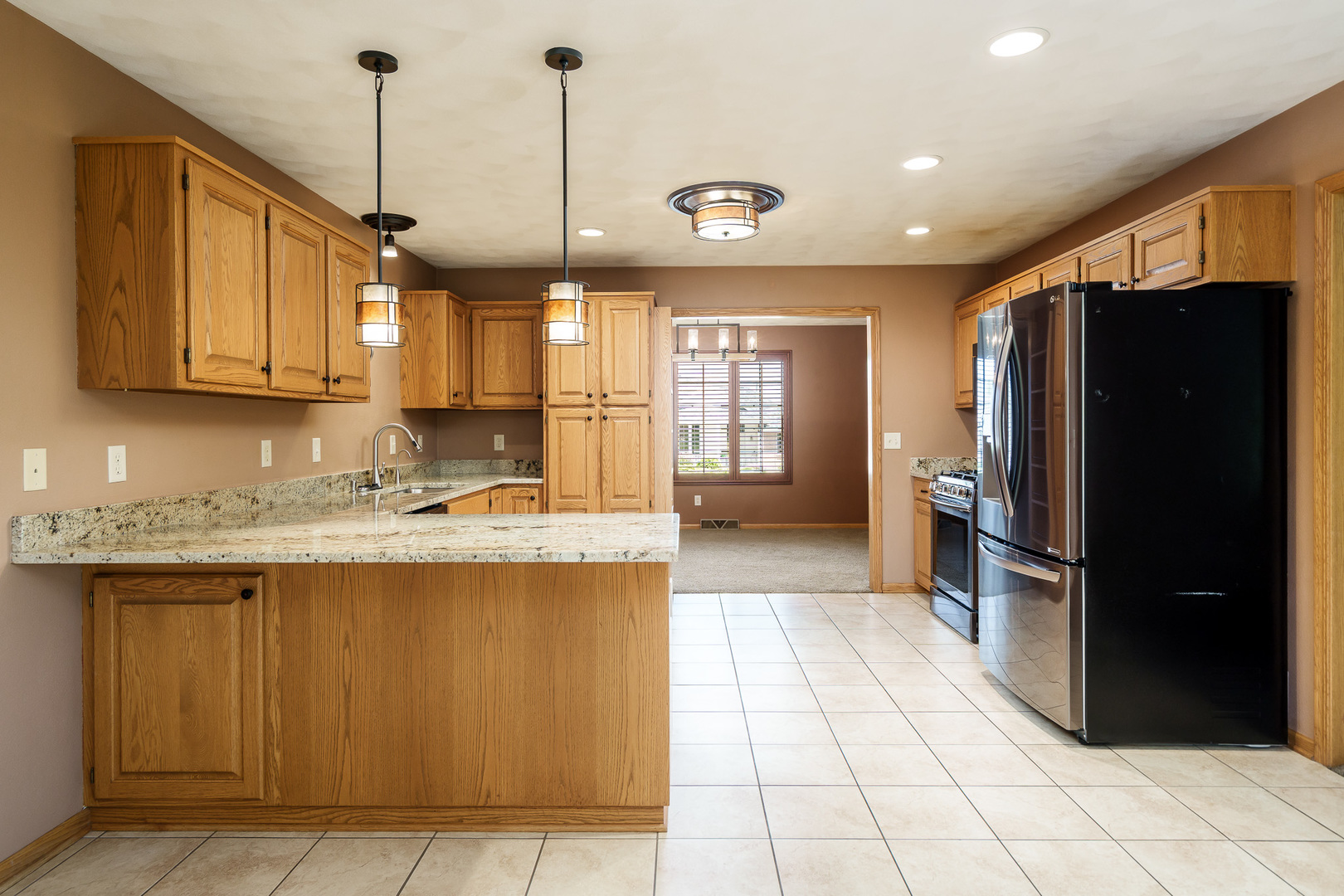 Loves Park, Illinois 61111, United States, 4 Bedrooms Bedrooms, ,4 BathroomsBathrooms,Residential,Active,194150