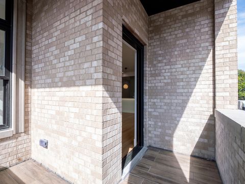 Tiny photo for 2471 N Clybourn Avenue #2, Chicago, IL 60638 (MLS # 12492338)