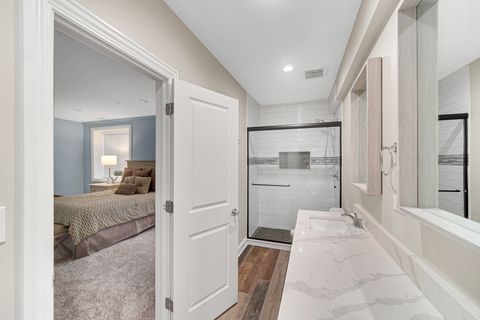 Tiny photo for 5622 Belmont Road, Downers Grove, IL 60516 (MLS # 12486173)