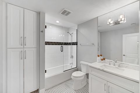 Tiny photo for 5622 Belmont Road, Downers Grove, IL 60516 (MLS # 12486173)