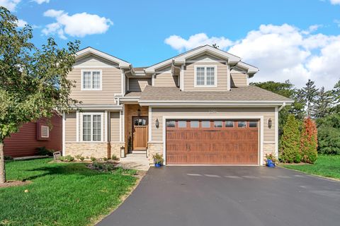 Photo of 5622 Belmont Road, Downers Grove, IL 60516 (MLS # 12486173)